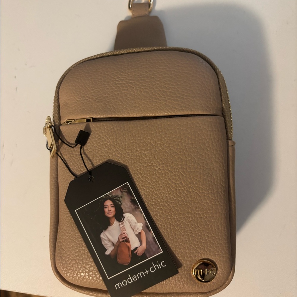 Modern and Chic Bridget Sling